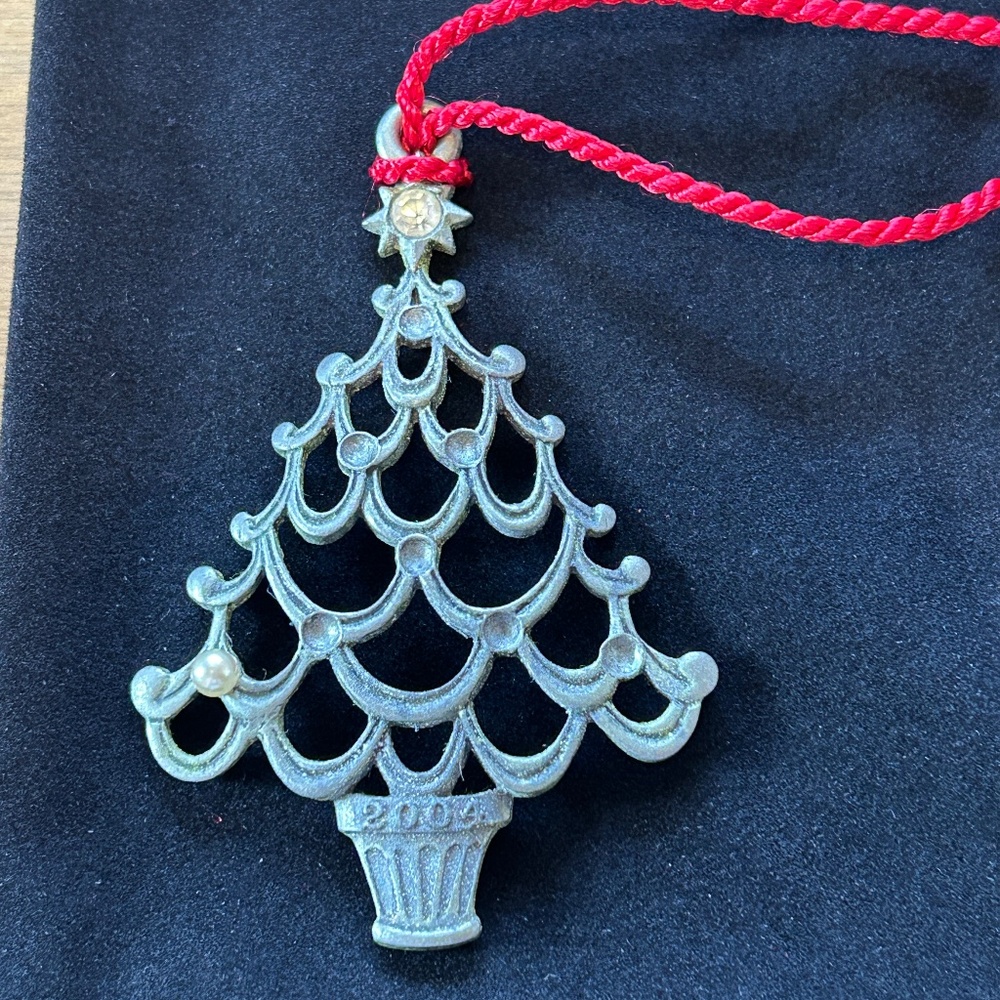 Avon 2004 Pewter Christmas Ornament with Tassel